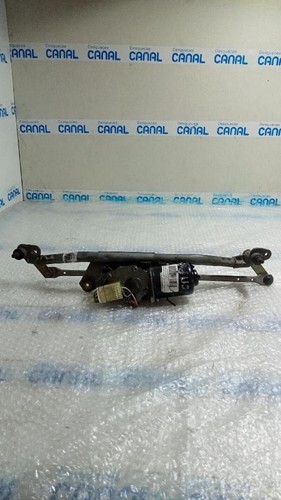 53544102 front windscreen